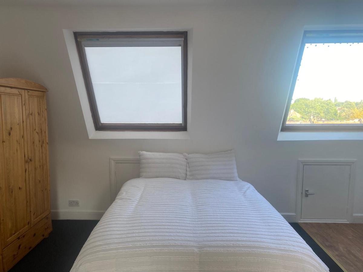 Studio Flat Hatch End Eksteriør bilde